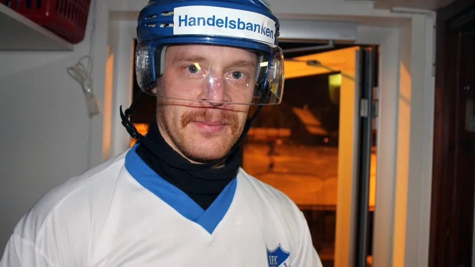 Jaakko Niemi är redo att möta bra skridskoåkare i Tranås.