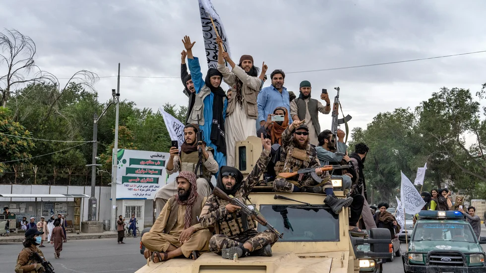 Talibaner påbörjade firandet redan för ett par veckor sedan. Bild från den 15 augusti.
