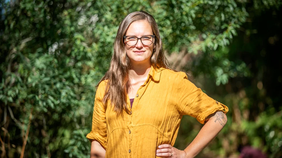 Saga Carlgren (V) skriver tillsammans med partikamraten Jörgen Benzler att det finns det som är värre än en skattehöjning.