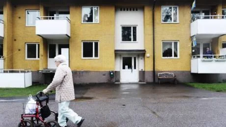 Många känner oro för hur det ska gå nu när Novantors fastigheter i Överum ska säljas.