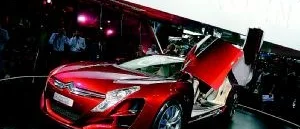 Många världsnyheter på  
Mondial de l?Automobile