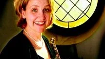 Berömd tumpetare. Rita Arkenau-Sanden är en trumpetsolist med rykte över hela Europa. Hon bor i Lüneburg men undervisar i trumpetspel på Konservatoriet  i Hamburg. Att hon gärna hälsar på här i Västervik beror inte minst på ett konstärligt samarbete med Rune Elmehed. Foto ANDERS STEINER