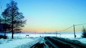 Farligt väglag. Att köra bil utmed kusten är farligare än i inlandet.                                                                                                                        Foto: Scanpix/arkiv