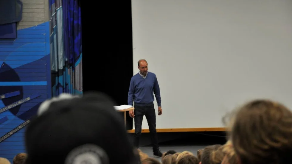 Uppmuntrade. Andreas Ravelli, uppmuntrade till att ta 
chansen.