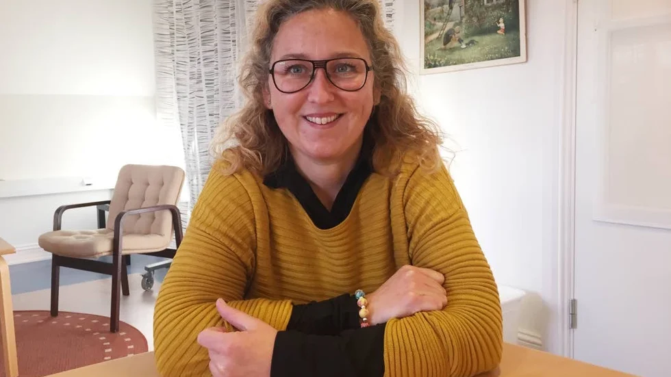 Skolpsykolog. Anette Jonasson är skolpsykolog och specialiserad på krisarbete. Hon sitter med i barn- och utbildningsförvaltningens krisledningsgrupp.