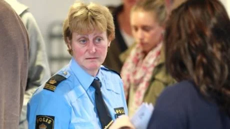 Annelie Nilsson. Hon är rekryteringsansvarig och informerar om vad som krävs för att bli polis.