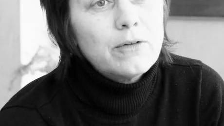 Carina Östanbo. Metoden med att flytta bråkiga ungdomar till ett hus i skogen, med medlevare, har fungerat bra länge, säger hon.arkivfoto: rolf jönsson