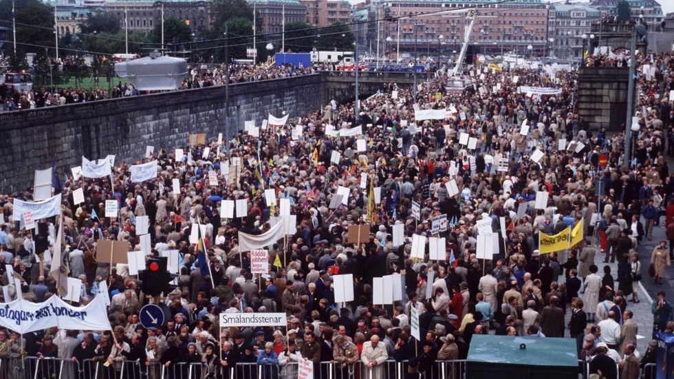 Demonstration mot löntagarfonder på Mynttorget i Stockholm 1983.