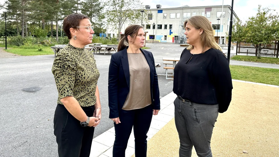 Frösåkersskolans rektorer Anna-Karin Adler Eriksson, Niina Johansson och Jessica Björkman har skruvat på scheman, elevernas placeringar i klassrum och pratat beteende med dem.