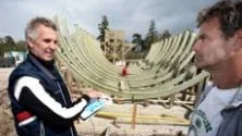 Snart klar. Bobbo Werkelin, vice vd för Kneippbyn, och Jerry Tranberg på företaget Plastspecialisten ser fram emot invigningen av världens hittills enda "halfpipe-vattenrutschbana". Kneippbyn är först ut med denna attraktion.