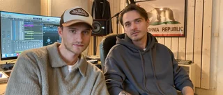 DJ-duon från Uppsala blandar musik med konst: "Viktigt verktyg"