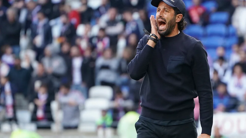 Fabio Grosso får lämna Lyon.