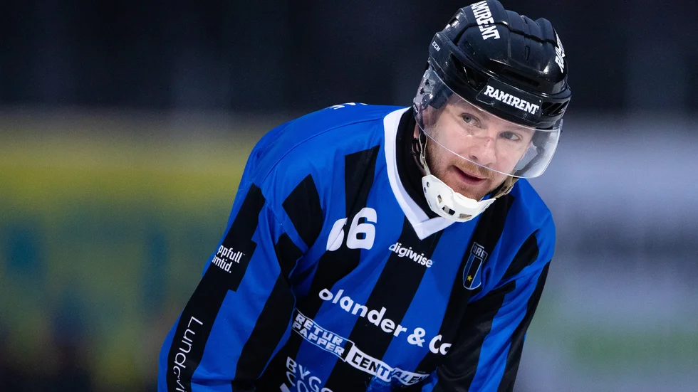Stefan Kröller är överens om en kontraktsförlängning med Sirius bandy.