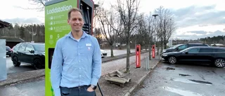 Efter förseningen – nu kan man ladda bilen på butikens parkering