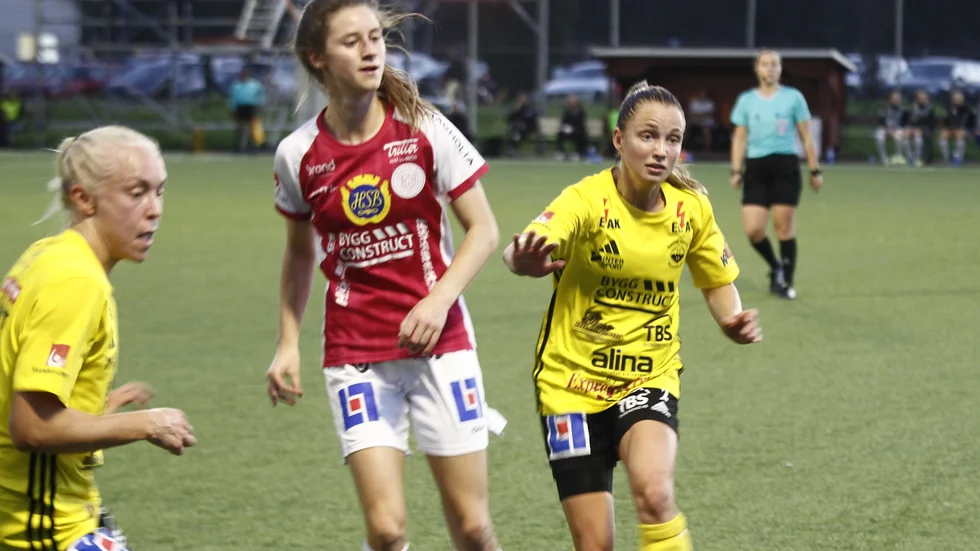 Viljan att ösa framåt sårade Gusk i cupderbyt mot Uppsala fotboll, menar Guskspelaren Malin Forssner.