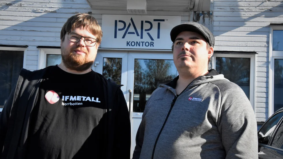 ”Man måste försöka koppla bort hjärtat och använda huvudet just när man sitter i förhandlingar, men det är givetvis svårt”, säger Daniel Hjelm, IF metall, till höger. Här tillsammans med Johan Sandberg.