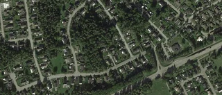Hus på 124 kvadratmeter från 1976 sålt i Hummelsta, Enköping - priset: 2 300 000 kronor