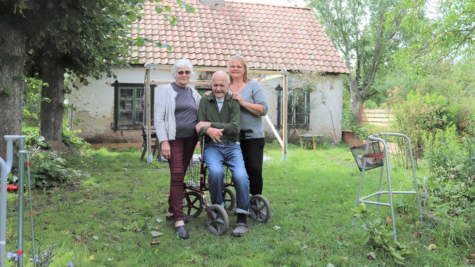 För drygt 20 år sedan fick Marianne och dottern Eva Ahlin nog av att det låg stenar och drällde "precis överallt" i hemmet. De tog initiativet och skapade ett museum av Bertils och hans brors samlingar.