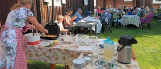 Våfflor och livemusik fick avsluta sommaren