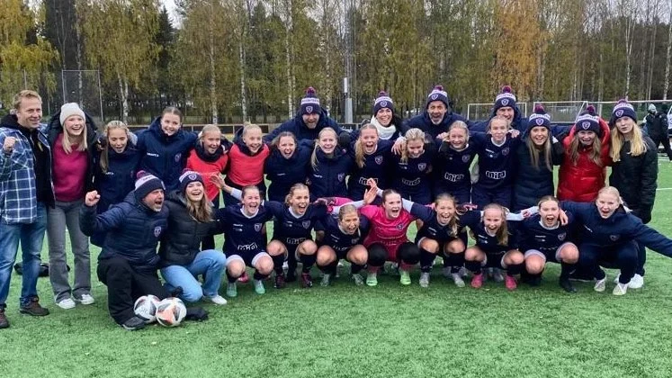 Segern mot Umeå i kvartsfinalen blev den sista. Under lördagen tog SM-slutspelet slut för Skellefteå FC som föll borta mot Uppsala.