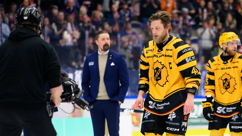 SM-finalen mot Växjö slutade med förlust för Skellefteå AIK, och efter det har Oscar Möller drabbats av utmattningssyndrom och blir nu borta på obestämd tid. 