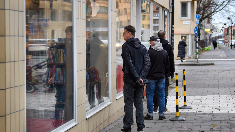 "I mitten av augusti väntade fortfarande över 19 000 personer på besked om de skulle få sin ansökan om omställningsstudiestöd beviljad eller inte. Det är inte acceptabelt" skriver representanter från Unionen som vill ge CSN mer resurser för att hantera handläggningen.


