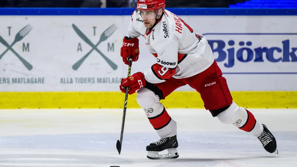 Hampus Harlestam och Almtuna mötte Södertälje, samma Södertälje där Harlestam placeras redan denna säsong.