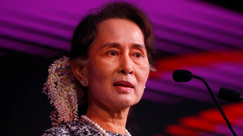 Myanmars oppositionsledare Aung San Suu Kyi sitter återigen i fängsligt förvar efter den senaste militärkuppen. Men det kan komma att ändras snart.