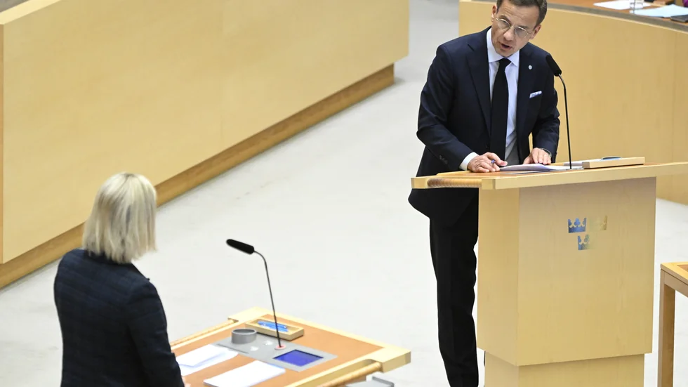 Under den senaste partiledardebatten i riksdagen brände Ulf Kristersson (M) den sista bron till oppositionen och Magdalena Andersson (S). Bilden är från en tidigare debatt.