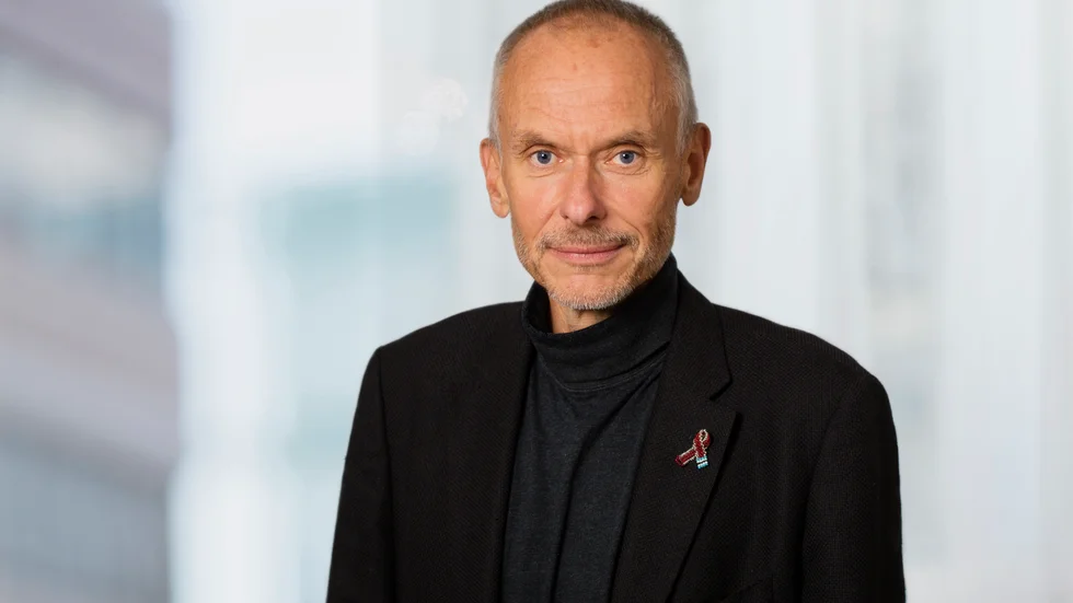 Magnus Gisslén, statsepidemiolog och tidigare överläkare på infektionskliniken på Sahlgrenska i Göteborg, anser att det var fel att experimentera med medicinering under pandemin.