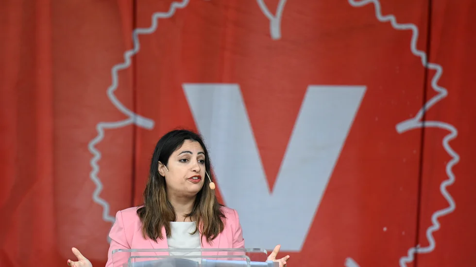 Vänsterpartiets partiledare Nooshi Dadgostar. Arkivbild.