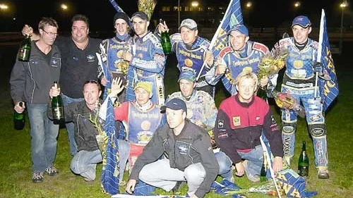 Västervik blev idag klara som seriesegrare och får därmed välja motståndare i semifinalen. Foto: Janne Strömsten
