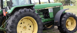 Många turer för stulna traktorer