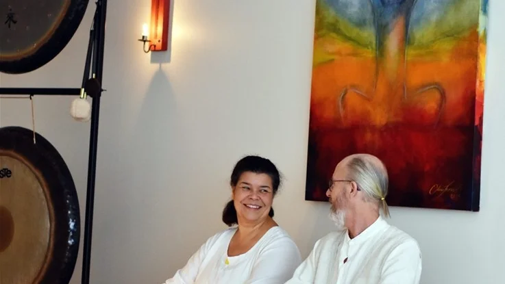 Kathleen Ginyard och Jan Lunde driver Kundaliniyogacenter.