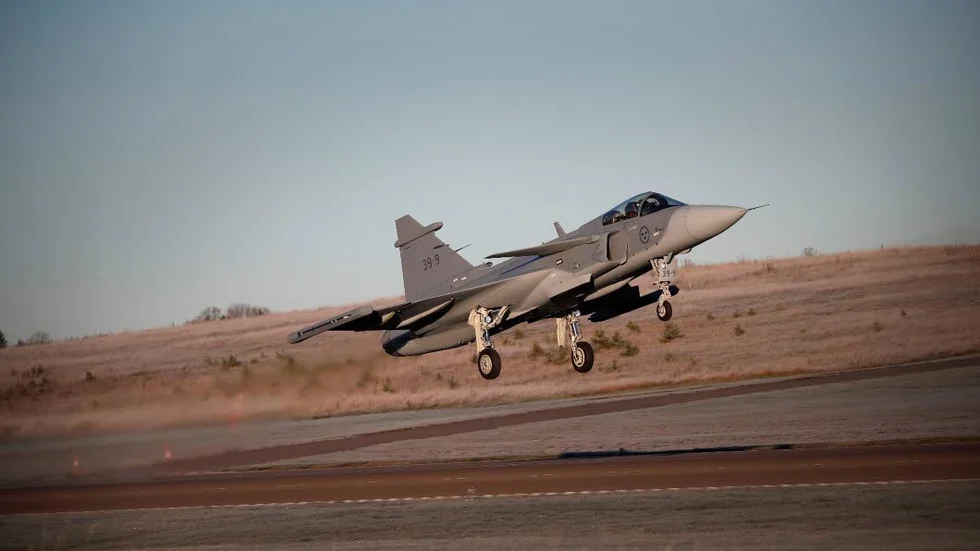 På måndagen premiärflög det andra testflygplanet, Gripen 39-9.