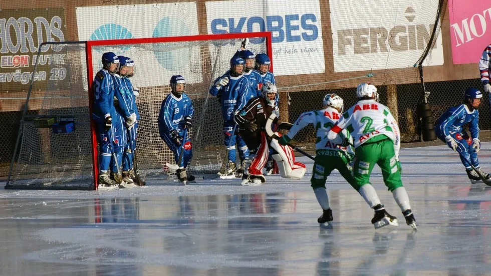 IFK Motalas juniorlag förlorade med 5–6 mot Västerås SK.