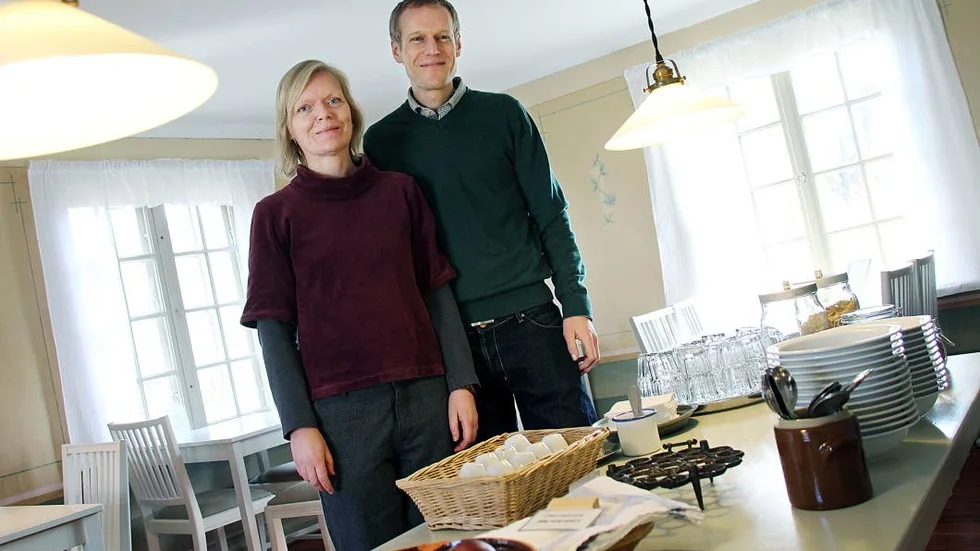 Sofia och Peter Asthamn vill göra pensionatet mer tillgängligt för Vadstenabor.