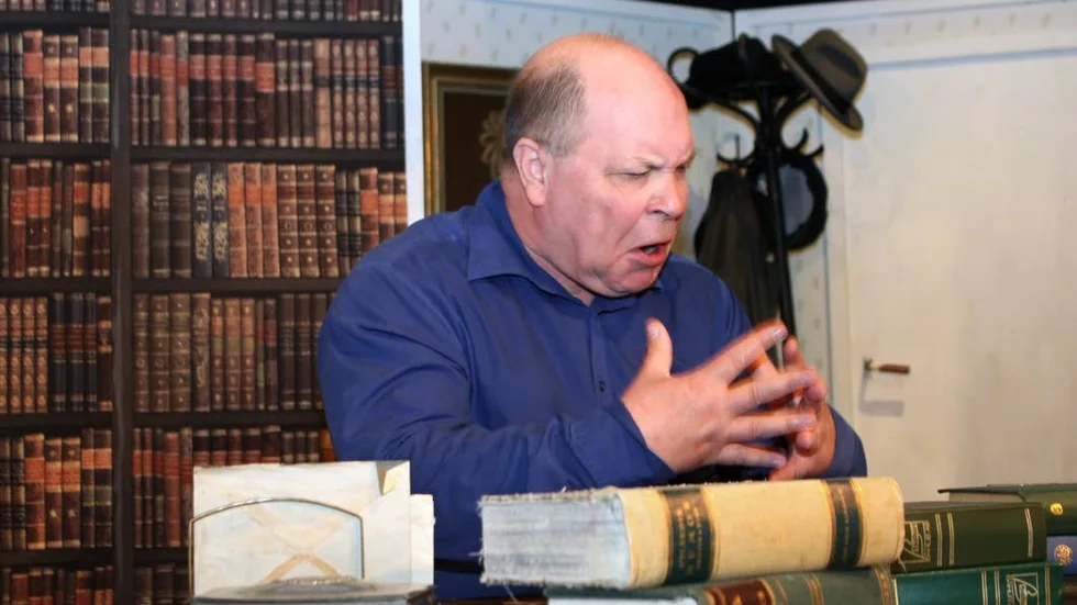 Att skildra sex i litteraturen är enligt Konrad Tallberg moraliskt förkastligt.