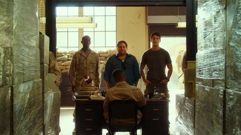 Miles Teller och Jonah Hill spelar rollerna som de pengatörstande vapenhandlarna David Packouz och Efraim Diveroli i Todd Phillips "War dogs".