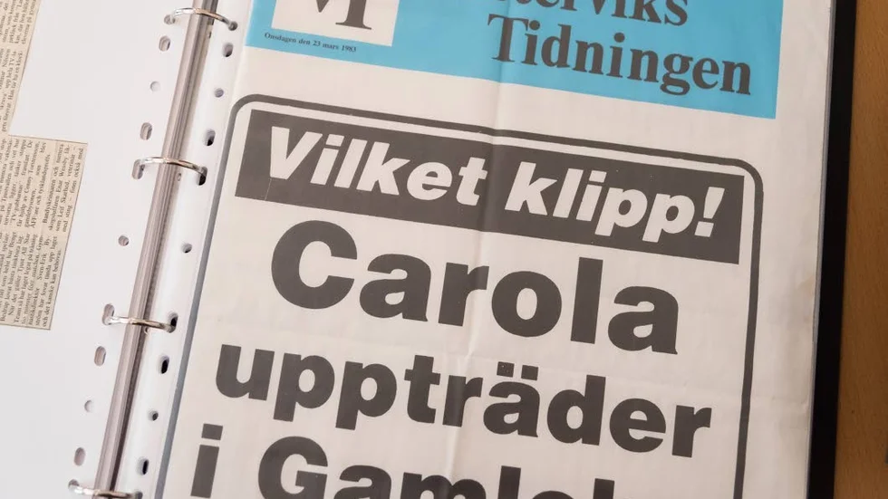 På löpet.