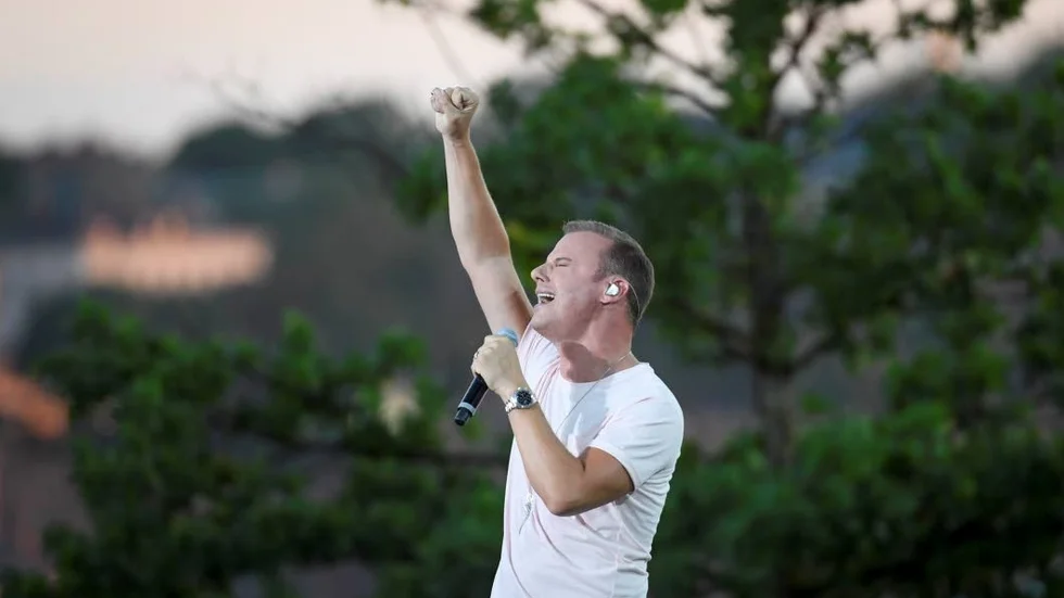 Magnus Carlsson gästade för ett tag sedan "Allsång på Skansen".