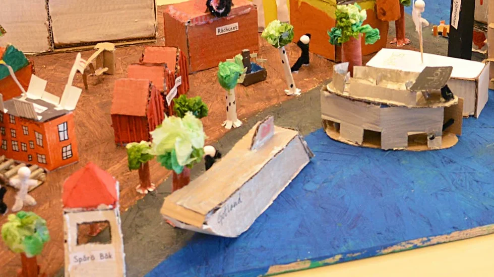 I miniatyrprojektet jobbade de två och två med var sin del.