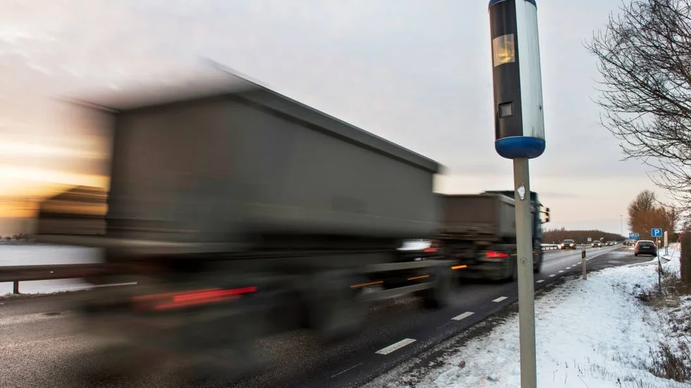 En fartkamera på väg 34 i Motala fångade lastbilens hastighetsöverträdelse.
