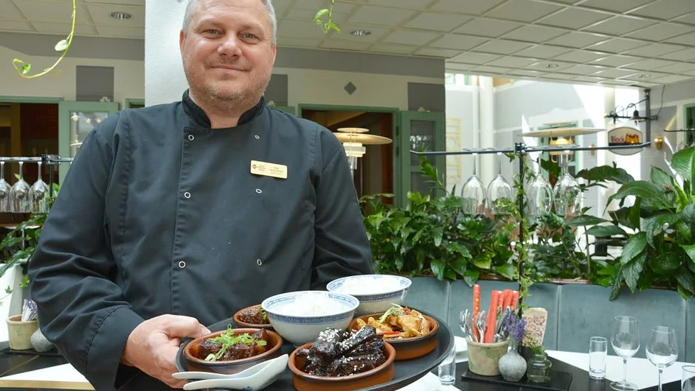 Stadshotellets köksmästare Pär Wikström har tagit fram ett antal rätter med sitt ursprung i Sichuan-provinsen i Kina.