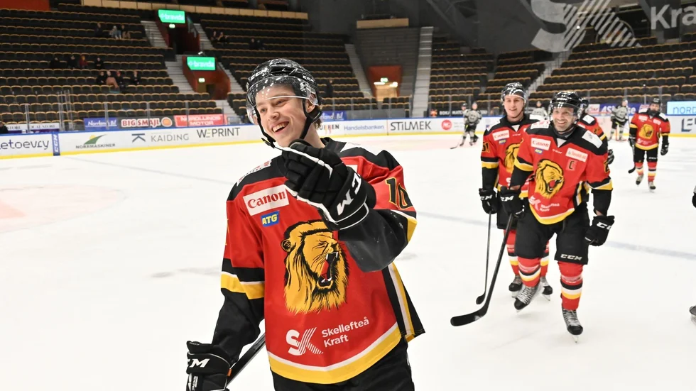 SK Lejon vann med 9–4 efter tre mål av Robin Johansson.
