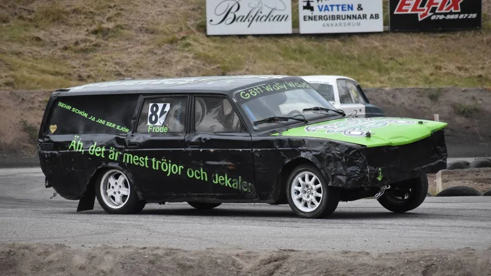 Efter att ha lagat en styrväxel i sista stund fixade Johan Frode, MK Kinda, en finalplats.
