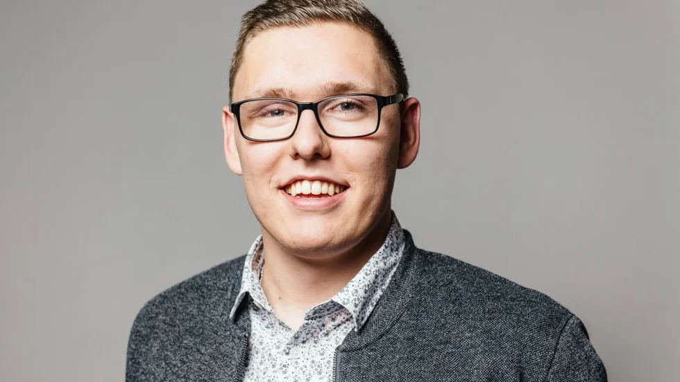 Daniel Nestor (S) föreslår i en motion till kommunfullmöktige att man startar en kommunal bilpool med miljöbilar. Både för miljöns och kommuninvånarnas skull.