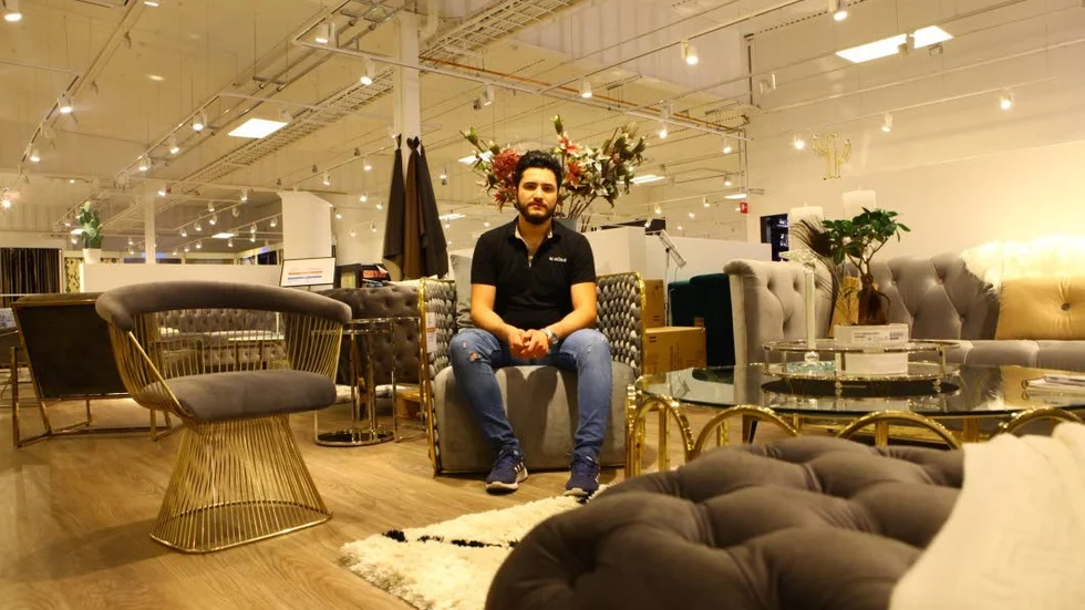 Tarek Al Sayaleh, butikschef på SE Möbler.