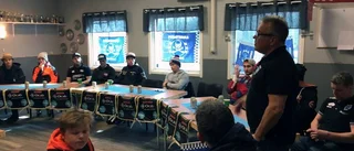 Beskedet: Piratförare lämnar laget