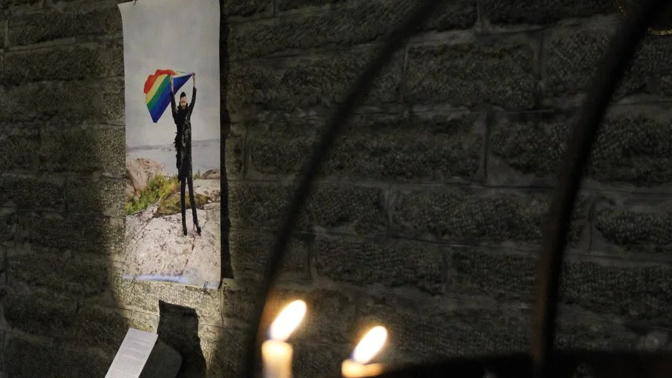 Kyrkorummet. "Nådens rum för nödens människor", säger Torbjörn om kyrkan och anser att det gör att utställningen passar bra här.